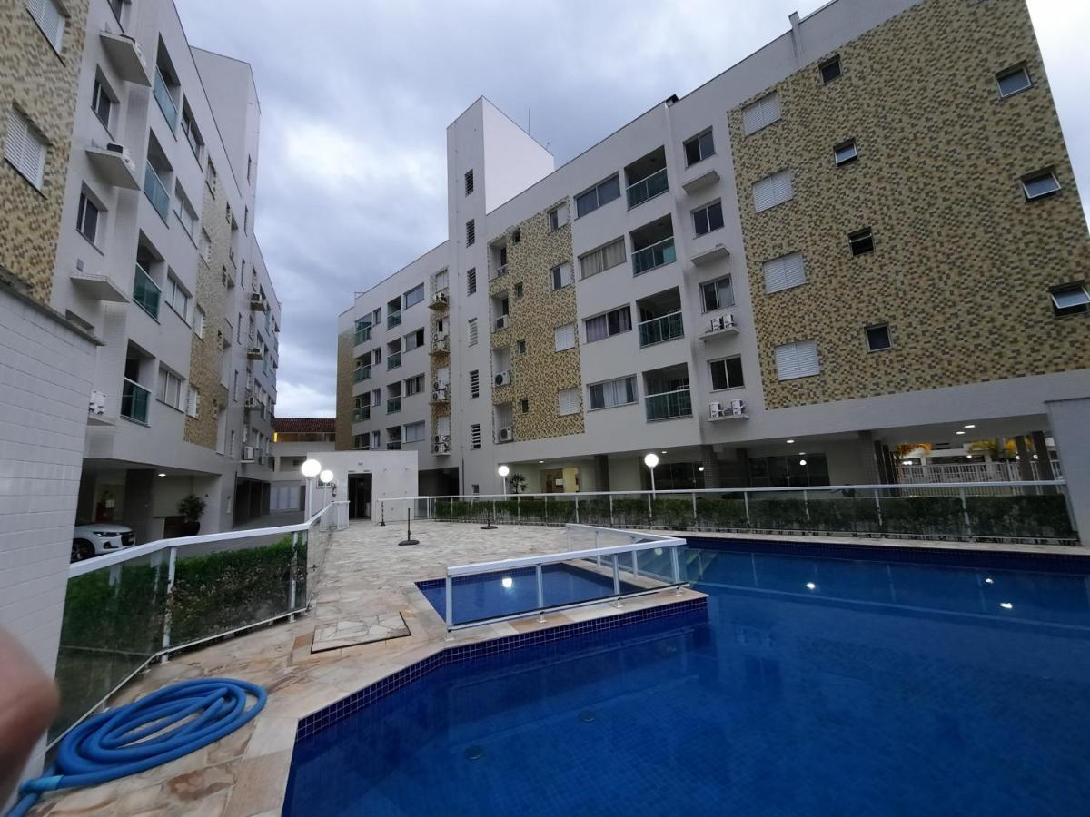Apartamento Avenida Wilson Ubatuba Exterior photo